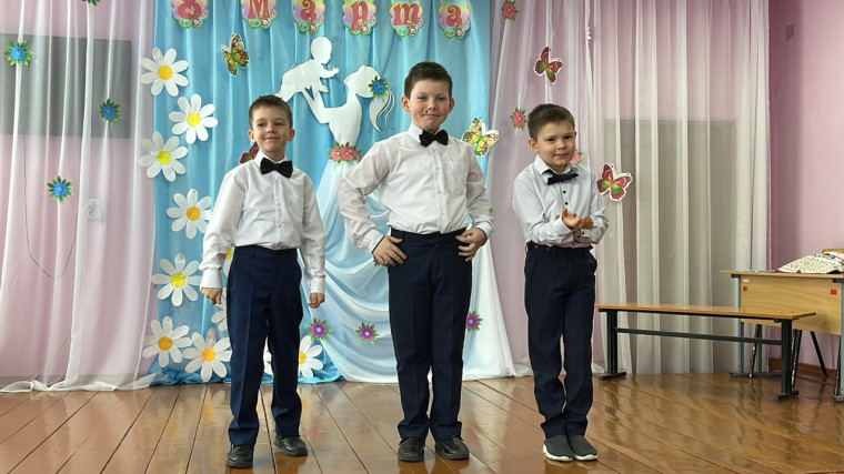 #ПРАЗДНИК #8_МАРТА_ДЕНЬ_ЧУДЕСНЫЙ #ШкольноеТВ.